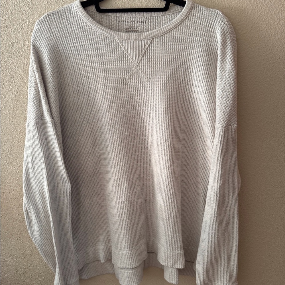 American Eagle Outfitters Men's Cream Crewneck Sweater